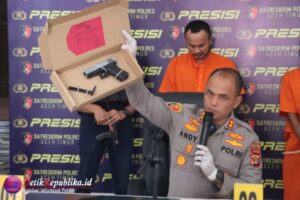 Polisi Tangkap Pria yang Ancam Warga Pakai Senjata Api Replika