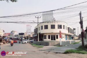Mencari Solusi Untuk Pasar Cikampek yang Semberawut