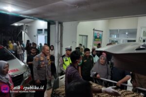 Korban Kecelakaan di Peudawa, Kapolres Aceh Timur Antar Jenazah ke Rumah Duka