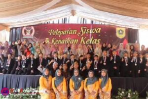 Meriahnya Acara Pelepasan dan Kenaikan Kelas Siswa-siswi SDN Cibunar 01 Menampilkan Beragam Budaya Tarian Adat