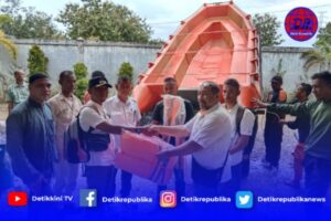 Pj Bupati Serahkan Satu Unit Speed Boat Untuk Pemerintahan Desa Blang Seunong