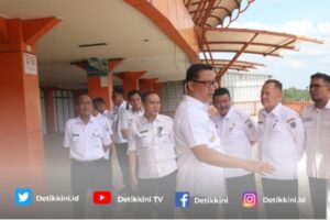 PJ Bupati Lahat Tinjau Plaza Tepian Sungai Lematang