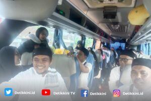 Keluar Besar Surau Adakan Ziarah Wali Songo