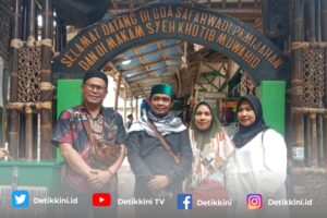 Dampingi Ustad Ismail Nasution, Ketua AJOI Lamtim Ziarah di Goa Safawardi