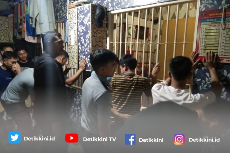Wujudkan Zero Halinar, Karutan Sukadana Lakukan Razia Kamar Hunian WBP