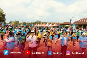 Giat Senam Labuhan Ratu, Ela-Azwar Sampaikan Perempuan Adalah Tonggak Kemajuan Bangsa