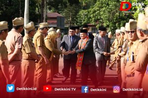 Hari Pertama Kerja, Parosil Pimpin Apel Ajak Seluruh ASN Tingkatkan Etos Kerja dan Kekompakan