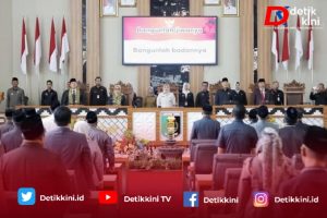 Rapat Paripurna DPRD Bupati Ela Sampaikan Komitmennya Untuk Pembangunan Lamtim