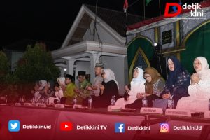 Bupati Ela Apresiasi Tradisi Kirab dan Syukuran Hasil Bumi