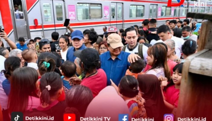 Presiden Prabowo Tinjau Permukiman Pinggir Rel di Senen, Siapkan Program Rumah Layak Huni