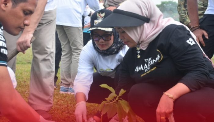 Bupati Ela Dorong Aksi Nyata Selamatkan Lingkungan dari Ancaman Ekologis