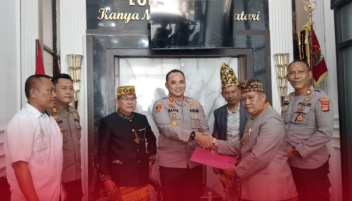 Puluhan Tokoh Adat Datangi Mapolres Pesawaran, Desak Penanganan Cepat Kasus Dugaan Pelecehan Adat